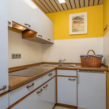 Haus Burgund 아파트 *